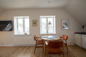 Comfort Apartment | Dining room - Lake Views (Grasten)
