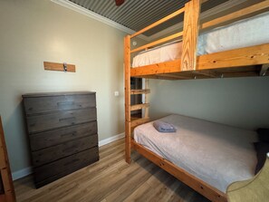 3 chambres, Wi-Fi, draps fournis