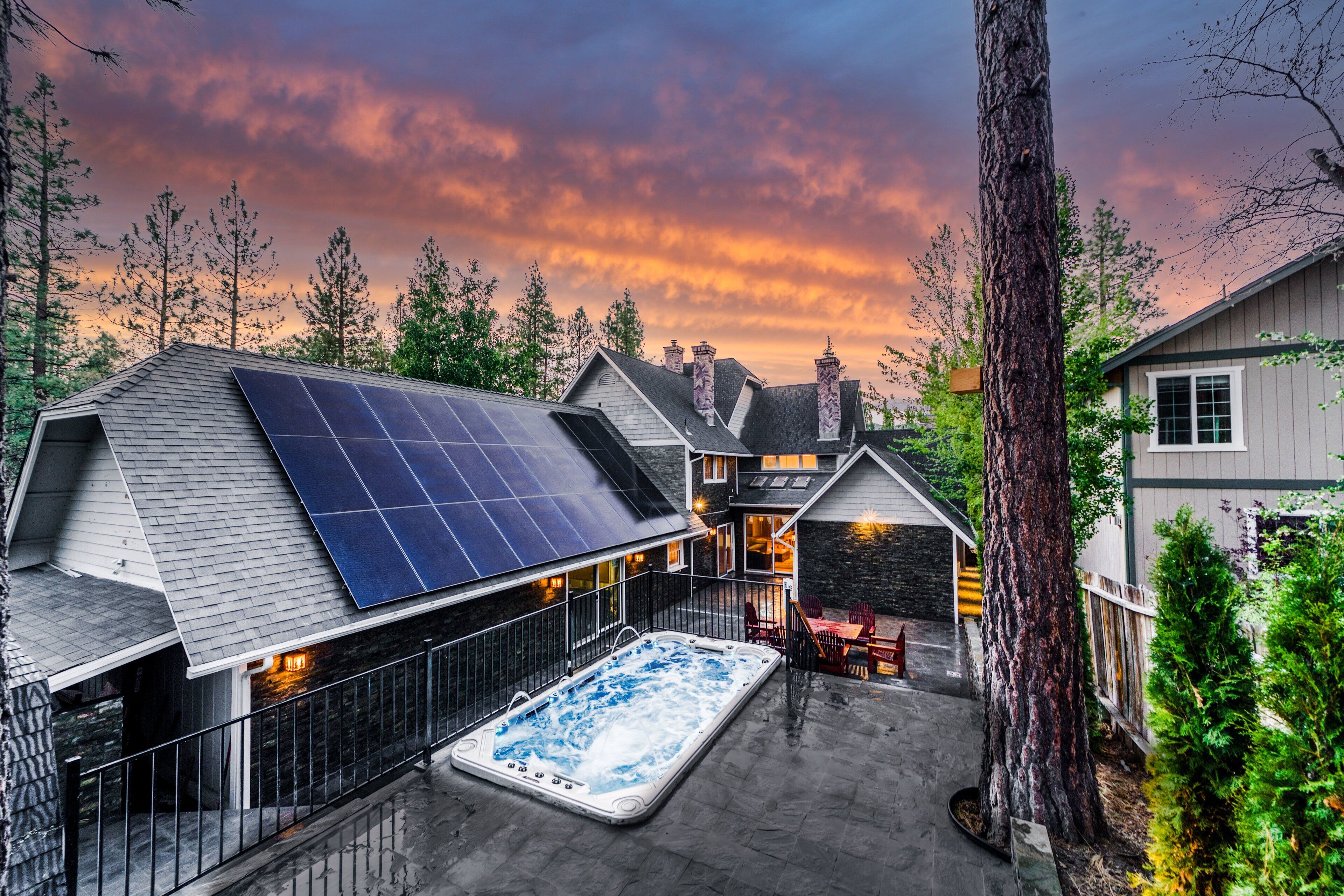 Bears Palace Luxury Big Bear~ Swim Spa~ Games~