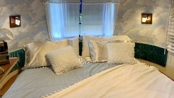 1 soverom, wi-fi (inkludert) og sengetøy