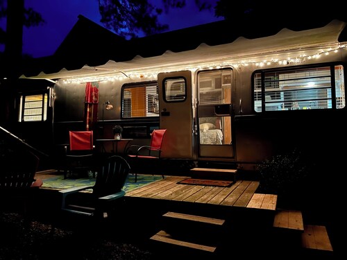 Sweet Vintage Camper in a Fun Farm Setting