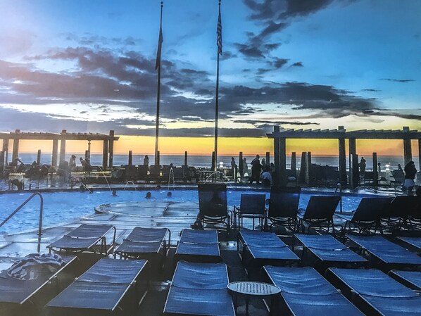 Outdoor pool, a heated pool