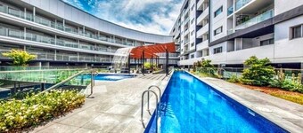 Apartment with lake view