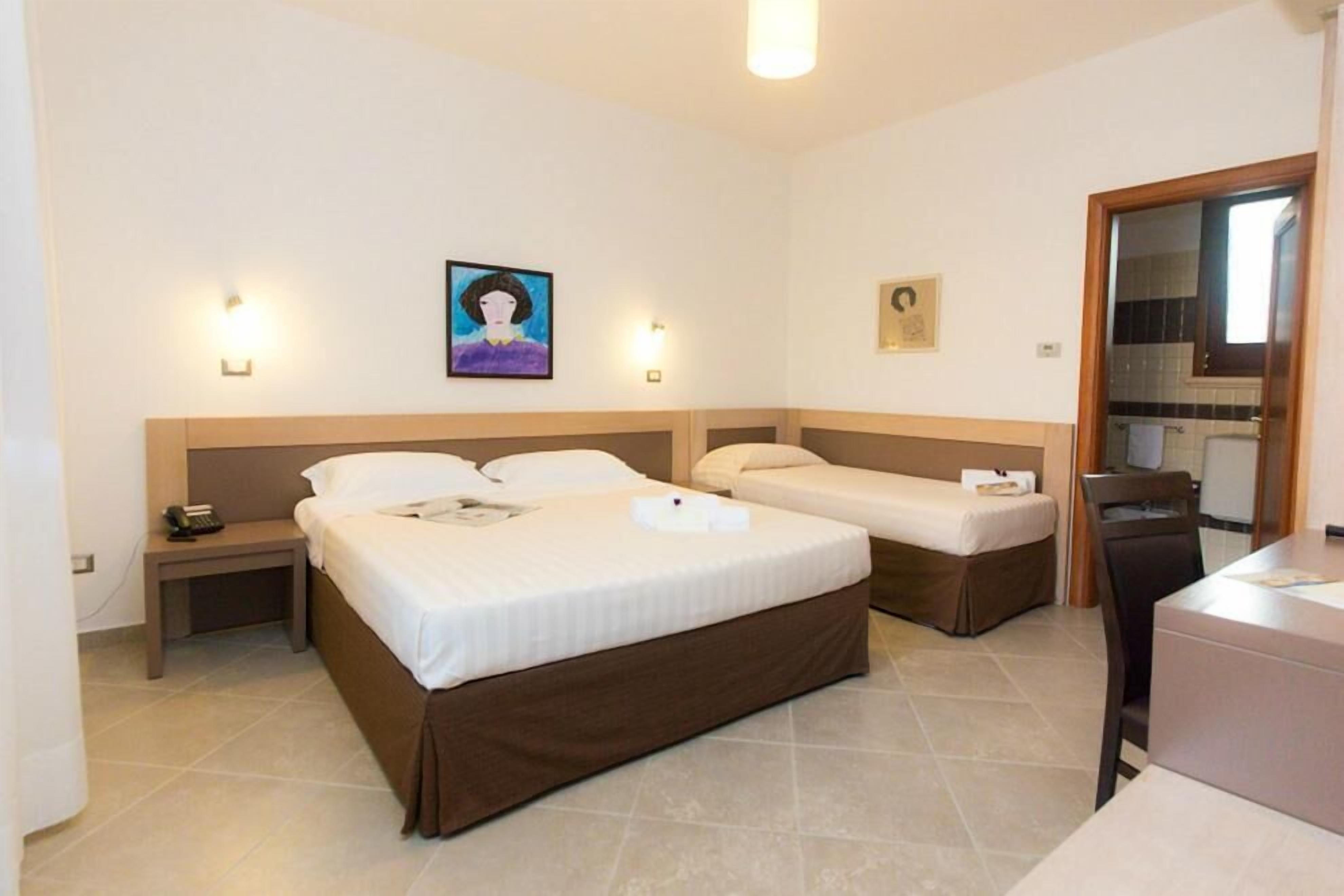 In-room safe, desk, free WiFi, bed sheets