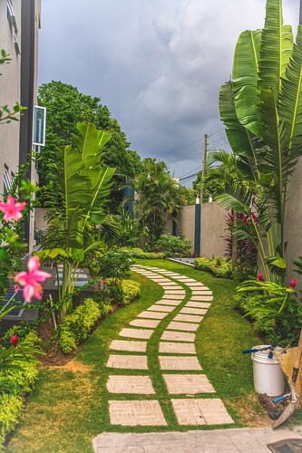 Luxury Apartment with Gym, Swimming Pool, Parking and Wifi