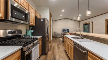 Fridge, microwave, oven, dishwasher