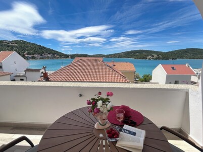 Modern furnished studio apartments for 2 persons