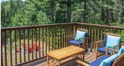 6BR Luxury Cottage w/ Great Privacy, A/C, Generator, DW, W/D, WiFI, Games Rm