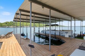 Marina - Lakefront Private Cabin (Gravois Mills)