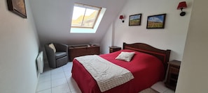 2 bedrooms, iron/ironing board, free WiFi, bed sheets - Un Petit Nid au Coeur de L'alsace (Bergheim)