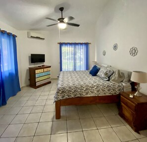 2 bedrooms, free WiFi, bed sheets - Costa Rica Private Home with Swimming Pool . (Playa Hermosa)