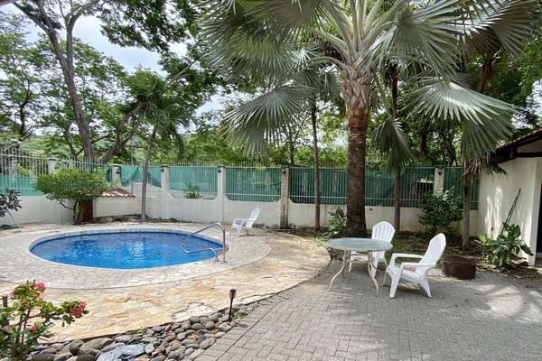 Private Pool