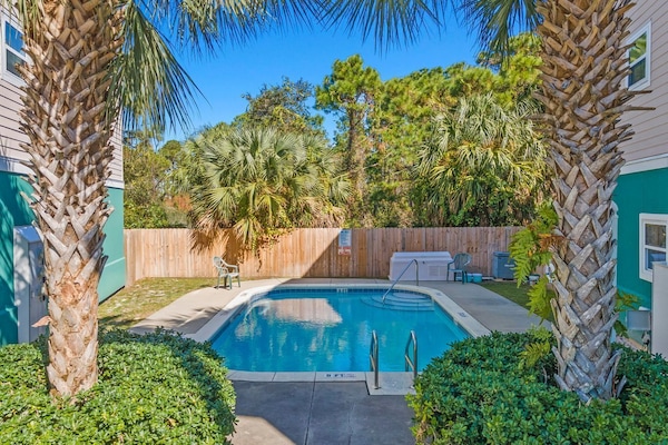 Shared Seasonal Community Pool with gated entry; no lifeguards; not heated