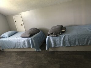 3 bedrooms, WiFi, bed sheets