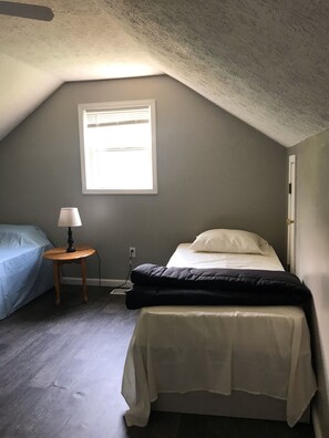 3 bedrooms, WiFi, bed sheets