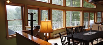 Luxury Mnt. View Cabin with game room, hot tub, fire pit and private ski trails