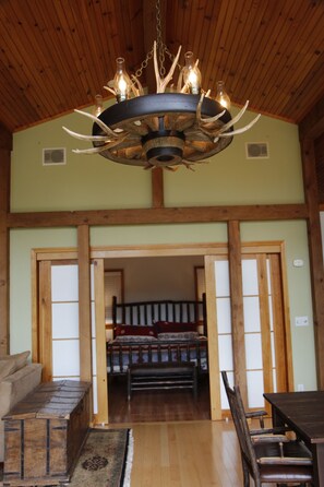 TV, fireplace, DVD player, books - Luxury Mnt. View Cabin with game room, hot tub, fire pit and private ski trails (Au Sable Forks)