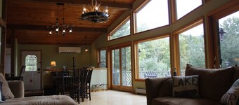 Luxury Mnt. View Cabin with game room, hot tub, fire pit and private ski trails