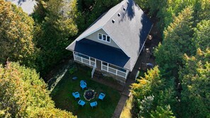 Exterior - Big Tub Paradise - Tranquil Oasis Surrounded by Nature (Tobermory)