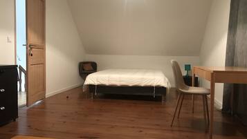 4 chambres, bureau, lit parapluie, Wi-Fi