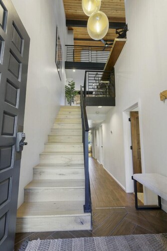 Ridgepoint 127 Mountainside Lux Townhome Ski Out