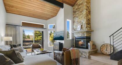 Ridgepoint 127 Mountainside Lux Townhome Ski Out