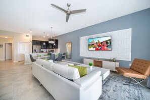 TV - CR1167 Champions Gate Condo 2Bedrooms 2Bathrooms Free Waterpark (Kissimmee)