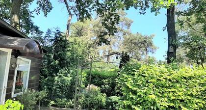 Walled garden vacation home, Tiny House