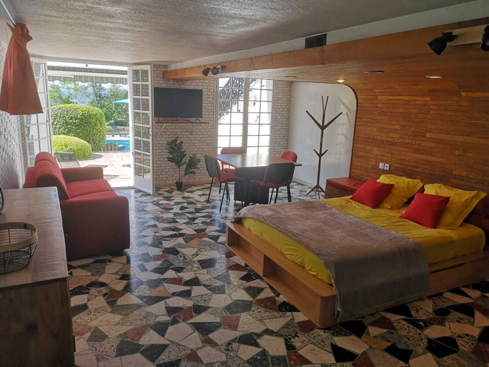 1 quarto, ferros/tábuas de passar roupa, Wi-Fi de cortesia