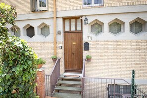 Exterior detail - Small villa near the historic center with free parking (Assisi)