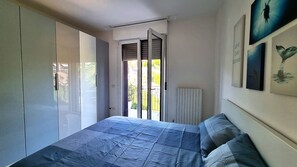 1 Schlafzimmer, Schreibtisch, Bügeleisen/Bügelbrett, kostenloses WLAN