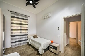 4 makuuhuonetta, ilmainen Wi-Fi, vuodevaatteet