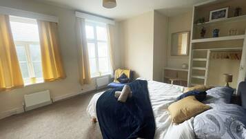 7 soveværelser, skrivebord, strygejern/strygebræt, gratis Wi-Fi