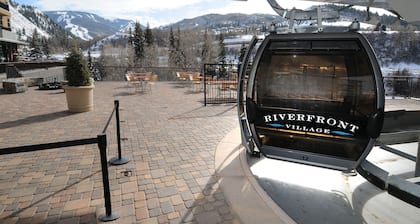 Walk to Shops & Restaurants| Ski Shuttle to Beaver Creek & Vail Slopes