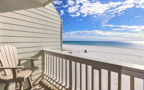 Property grounds - Beach Pleeze - Gulf-Front 2-BDRM Townhome in PCB (Panama City Beach)