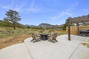 Property grounds - Serenity In The Rockies 2 Bedroom Townhouse by RedAwning (Estes Park)