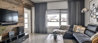 En pleine nature à quelques km du Vieux-Québec et d'une piste de motoneige.