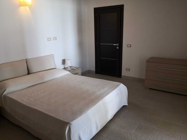 2 Schlafzimmer, Bettwäsche