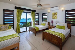 5 chambres, fer et planche à repasser, Wi-Fi gratuit, draps fournis