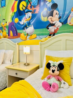 4 bedrooms, iron/ironing board, travel cot, free WiFi