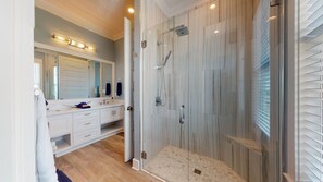 Combined shower/tub, hair dryer, towels, soap