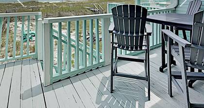 Gulf Front, Private Beach, Florabama!!!