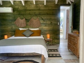 3 bedrooms, iron/ironing board, travel crib, free WiFi