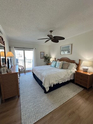4 bedrooms, iron/ironing board, travel cot, free WiFi