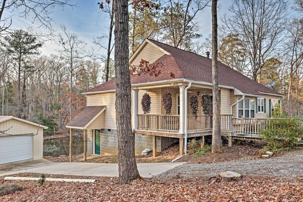 Exterior - Lake Murray Lake Front Home W/Kayaks , close to Dreher Island (Prosperity)
