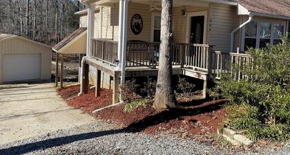 Lake Murray Lake Front Home W/Kayaks , close to Dreher Island