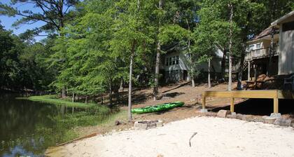 Lake Murray Lake Front Home W/Kayaks , close to Dreher Island