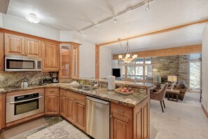 Fridge, microwave, oven, stovetop - Gorgeous Condo only 100 Yards from Slopes at Powder Run with Hot Tub! (Park City)