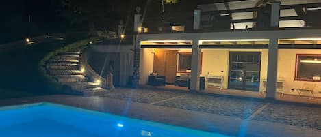 Piscine extérieure