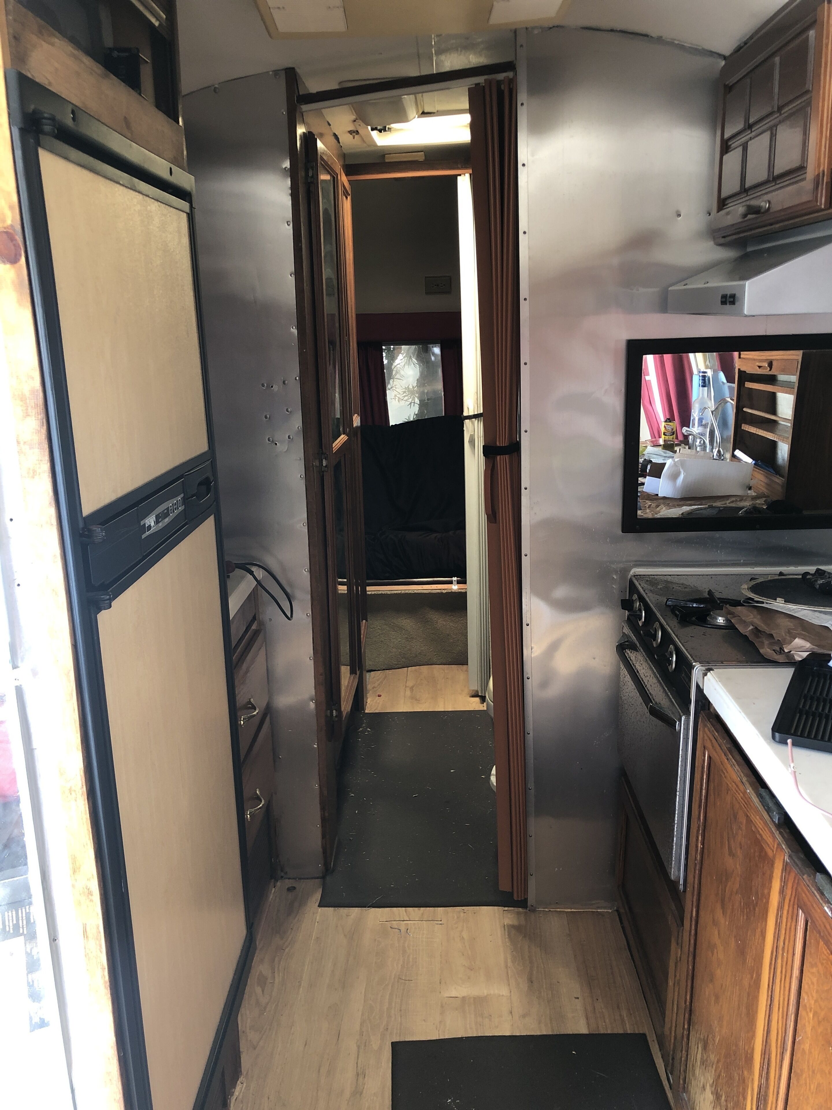 Réfrigérateur, micro-ondes